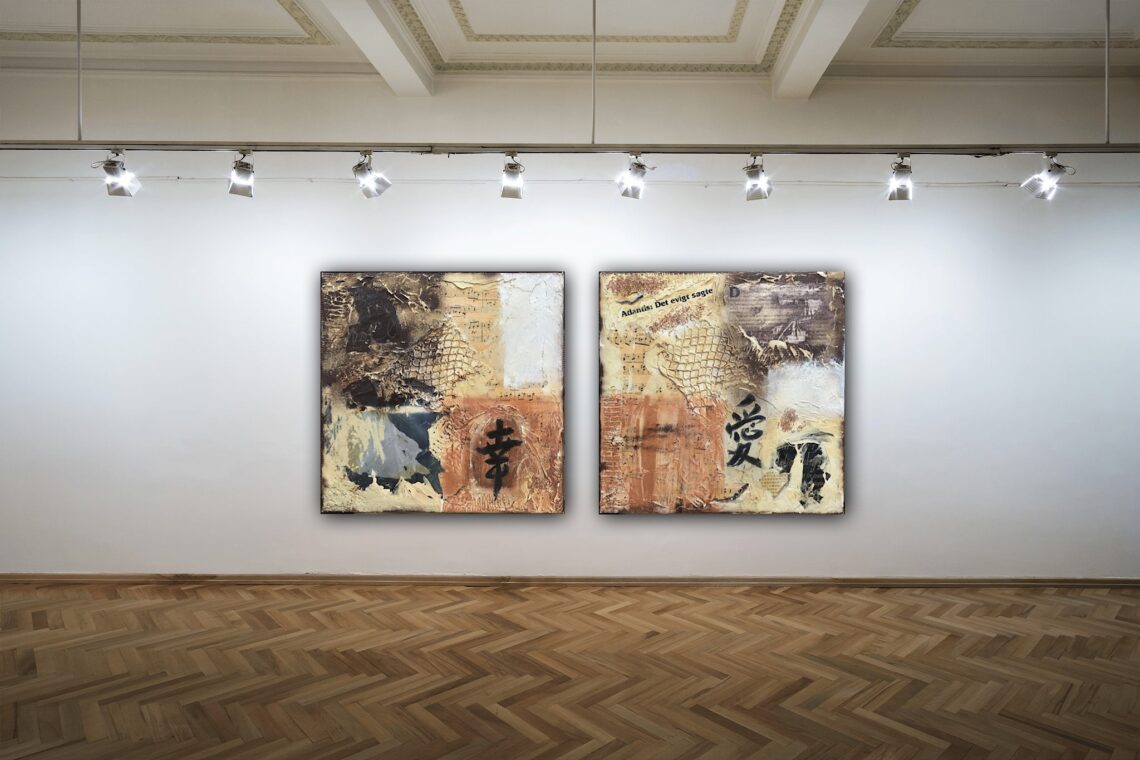 Past er malerier fra Gallerihimlen mixed media på 30 x 30 cm lærred